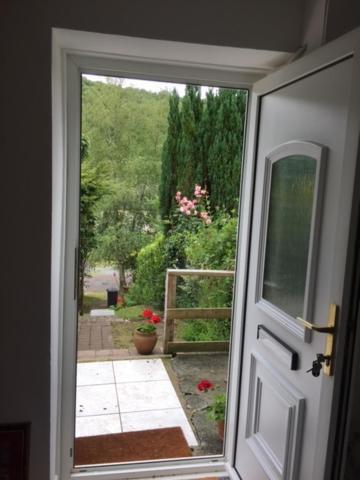 Ty Canol Villa Ystalyfera ภายนอก รูปภาพ