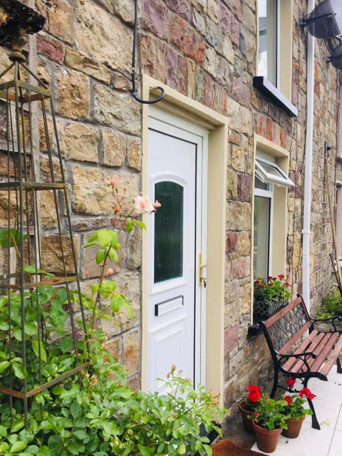 Ty Canol Villa Ystalyfera ภายนอก รูปภาพ