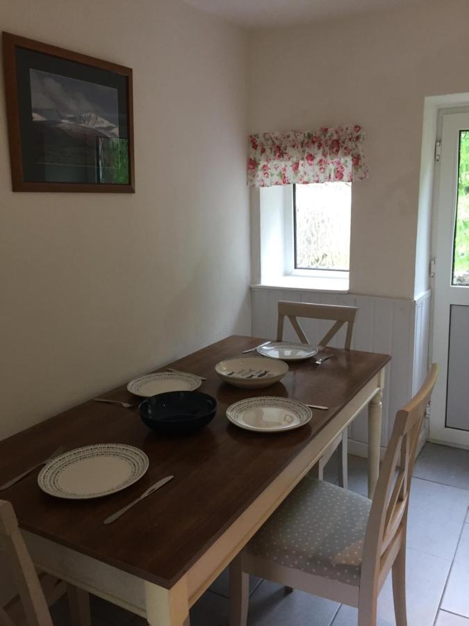 Ty Canol Villa Ystalyfera ภายนอก รูปภาพ
